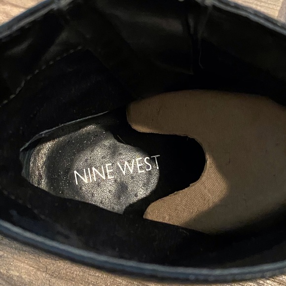 NINE WEST BLACK LEATHER ANKLE BOOTS - Picture 7 of 8